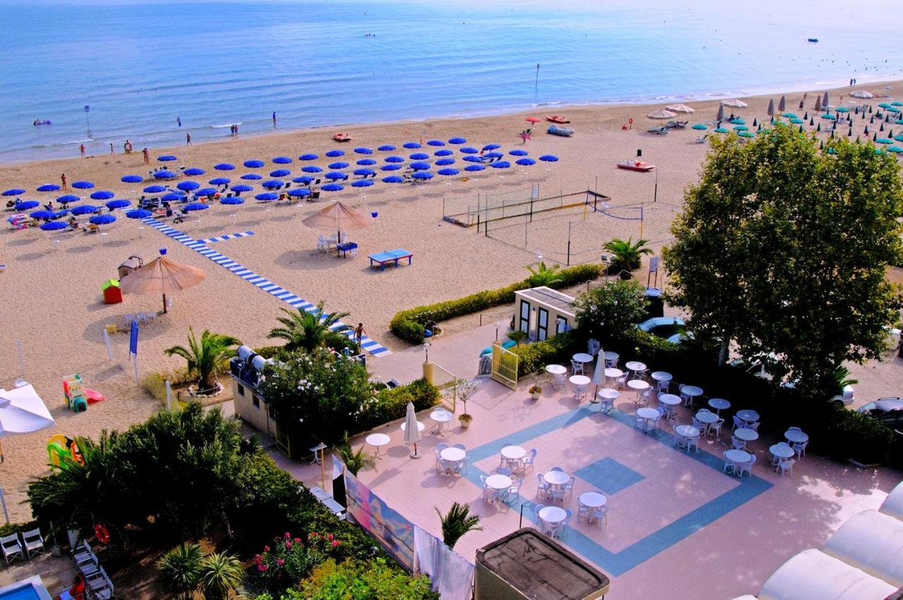 Hotel Cirillo Family Club Сільві-Марина Екстер'єр фото